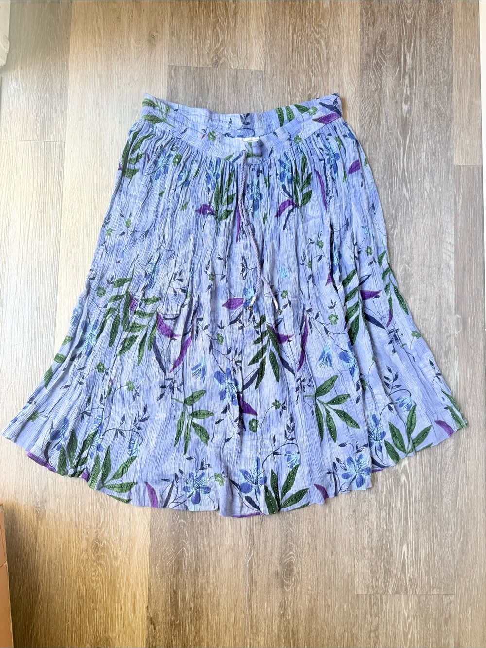 Vintage Lavender Floral Midi Skirt with Green Leaf Motif Made in India XL